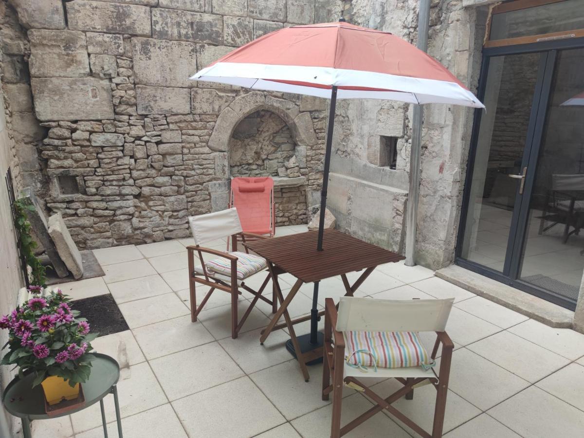 Studio De Charme, Au Calme Dans Le Vieux Chaumont Chaumont  Exterior foto